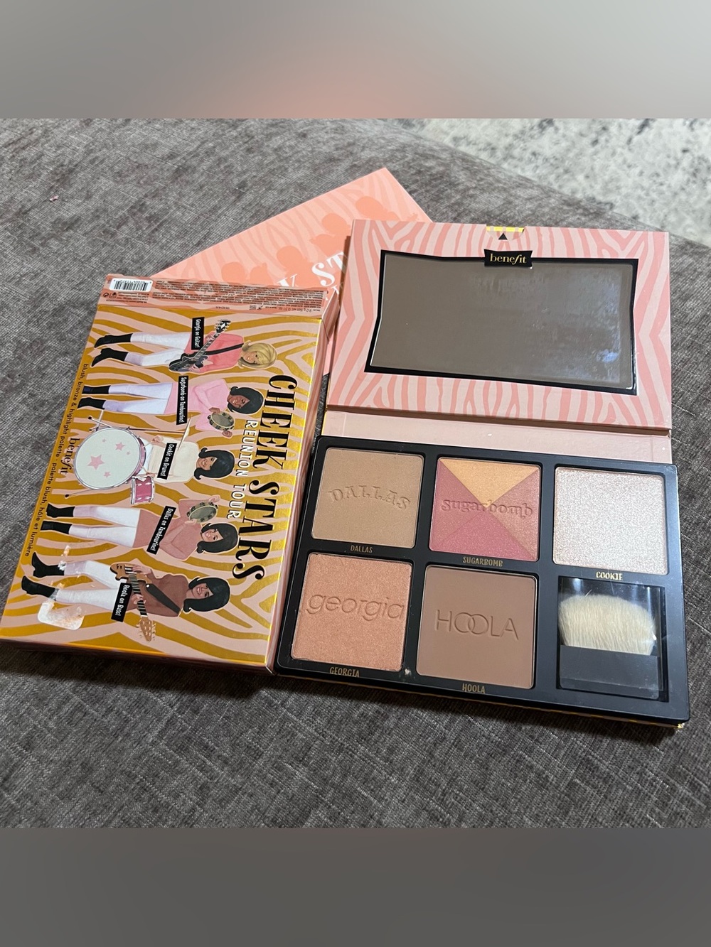 Benefit Cheek Stars Reunion Tour Blush palette Dallas sugarbomb